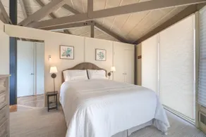 Yurt-like Treehouse near Restaurants/Hiking/Golf - Image 3