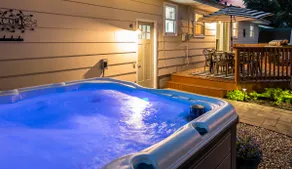 Poolside Playhouse: Hot Tub, Firepit & Games - Image 2