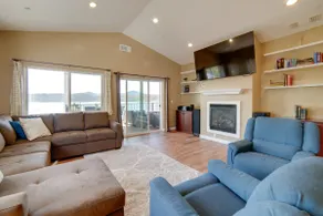Clearlake Vacation Rental w/ Nearby Lake Access! - Image 3