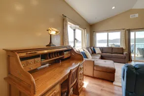 Clearlake Vacation Rental w/ Nearby Lake Access! - Image 5