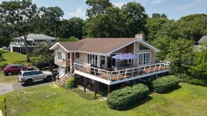 Minutes to Shinnecock US Open-Waterfront-Sleeps 12 - Image 3