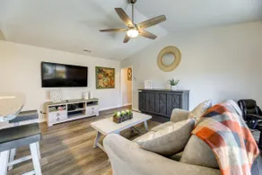 Updated Hubert Vacation Rental 5 Mi to Beaches! - Image 3