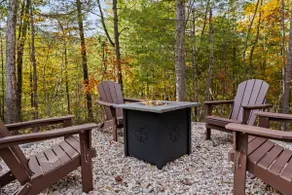 Private cabin, firepit, Bonus Loft! - Image 3