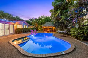 Lighthouse Point • Heated Pool, Spa & Tiki Hut - Image 4