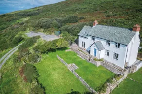 Windy Walls - 3 Bedroom Holiday Home - Rhossili - Image 2
