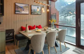 Nice home in Straumgjerde - Image 5