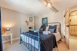 Characterful family friendly - Elephant Cottage - Image 3