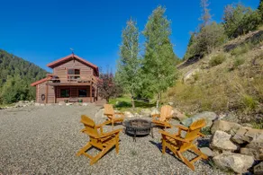 Secluded Livingston Retreat w/ Deck + Fire Pit! - Image 2