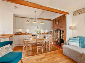 3 Bed in Eastbourne oc-ehc47 - Image 3