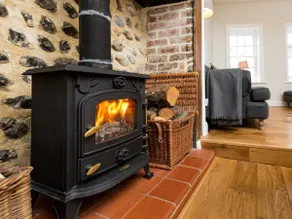 3 Bed in Eastbourne oc-ehc47 - Image 2
