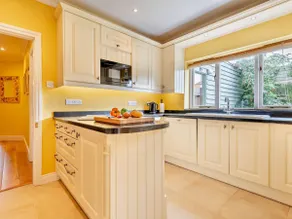 3 Bed in Gillingham oc-53854 - Image 5