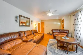 Family-Friendly Waterloo Abode w/ Deck! - Image 5
