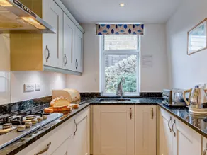 3 Bed in Baslow oc-pk908 - Image 5