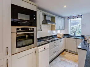 3 Bed in Baslow oc-pk908 - Image 3