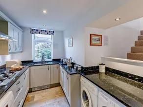 3 Bed in Baslow oc-pk908 - Image 4