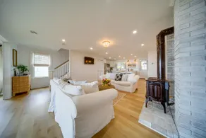 Lakefront Chautauqua Cottage Getaway - Image 3