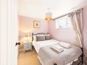 The Bolt Hole, Cotswold Cottage, Moreton-In-Marsh - Image 5