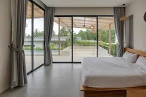 Tropical Peaceful Poolside Retreat - Image 4