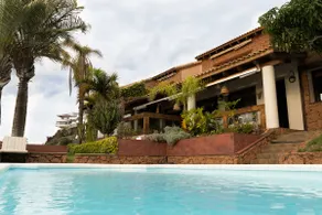 Villa with Ocean Views and Heated Pool - Image 3