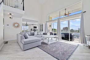 Luxury 3BR Waterfront Escape and Boaters Dream - Image 3