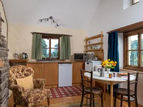 1 Bed in Crickhowell oc-bn079 - Image 3