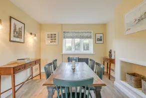 Gardeners Cottage - Hot Tub Packages Available - Image 5