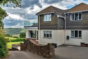 Finest Retreats - Gratton House - Image 3