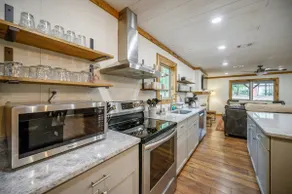 EZ Ridge Retreat | Hot Tub • Fire Pit • Sleeps 11 - Image 2