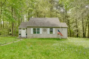 South Salem Vacation Rental w/ Furnished Deck! - Image 3