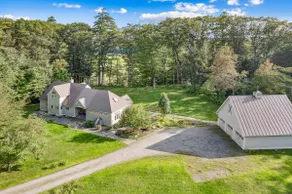 Quechee Meadows Home with Hot Tub & Fire Pit - Image 5