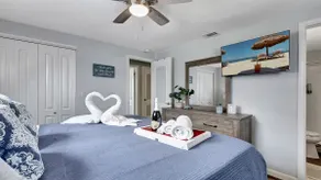 3BR Oasis Sleeps 10 Heated Pool Ping Pong! - Image 5