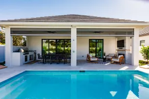 Luxe Coastal Getaway Naples Vanderbilt Beach - Image 2