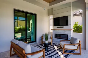 Luxe Coastal Getaway Naples Vanderbilt Beach - Image 4