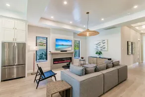 Luxe Coastal Getaway Naples Vanderbilt Beach - Image 3