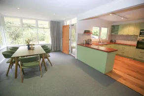 Tree View Cottage - Serenity and charm - Image 3