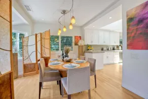 Serene Coastal Home Sleeps 8 - 1 Mile from Beach - Image 4