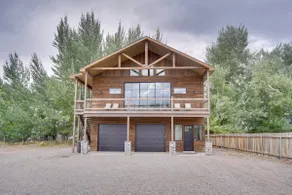 Chic Utah Getaway w/ Fireplace, Sauna & 2 Decks! - Image 3