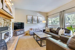 East Vail Escape - Mountain Views & Shared Hot Tub - Image 4
