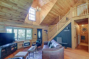 Peaceful Whitley City Cabin on 10 Wooded Acres! - Image 4