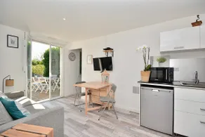 Gîte le Mizériat - Appartement avec piscine privée - Image 2