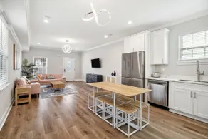 NOLA Supreme | 7 Beds | 5 en-Suite Baths | Parking - Image 5