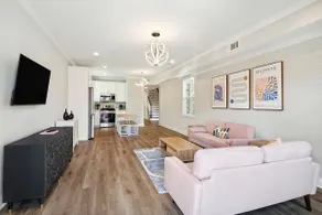 NOLA Supreme | 7 Beds | 5 en-Suite Baths | Parking - Image 2