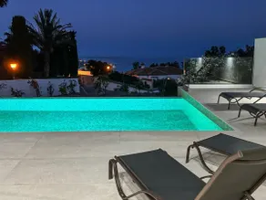 Luxusvilla mit spektakulärer Aussicht! Privater beheizter Pool - Whirlpool! - Image 5