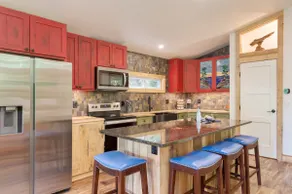 Artists Palette by Avantstay Colorful Retreat - Image 5