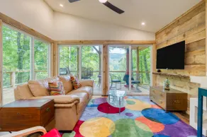 Artists Palette by Avantstay Colorful Retreat - Image 2