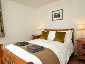 3 Bed in Folkestone oc-75607 - Image 3