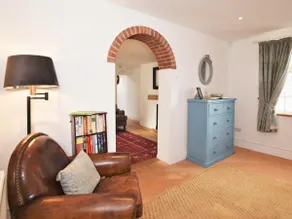 3 Bed in Folkestone oc-75607 - Image 5