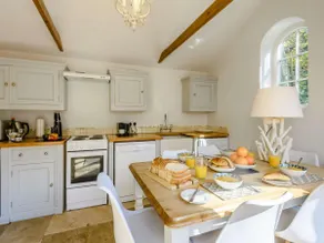 3 Bed in Thornham oc-m28084 - Image 5