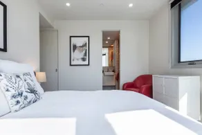 Vivid on Malvern Road - A Convenient Lifestyle Stay - Image 3