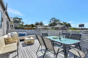 Seabreeze Bungalow - Lakeview Sunset Delight at Sunshine on Lake Macquarie - Image 2